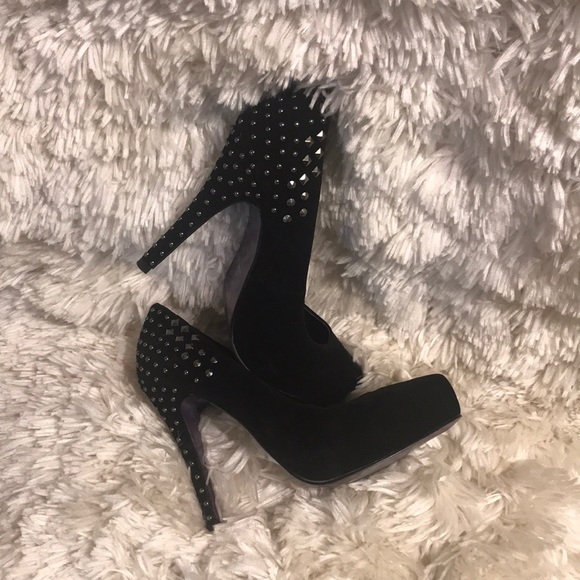 Mixx studs Platform Heels 👠 - Picture 5 of 5